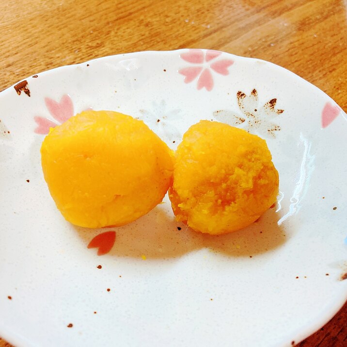 お弁当に☆かぼちゃシナモンポール